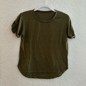 Size Small Hunter Green T-shirt